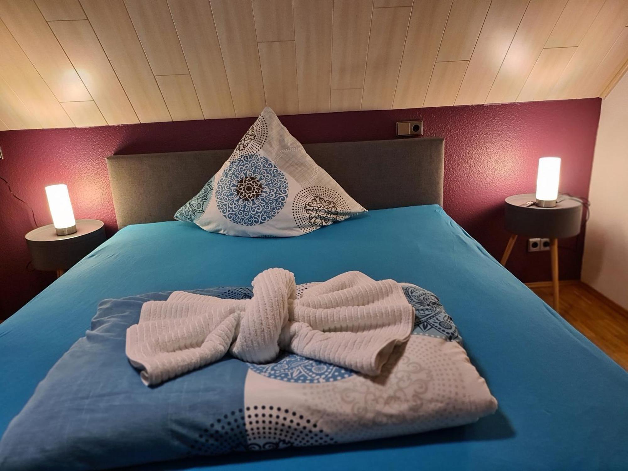Ferienwohnung Pflueger Mit Terrasse Лауда-Кёнигсхофен Экстерьер фото
